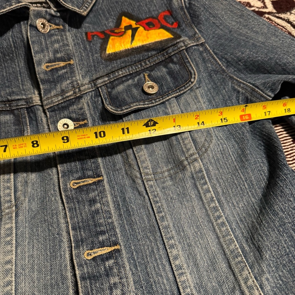 AC/DC rock denim jacket custom hand painted size medium - Picture 5 of 6